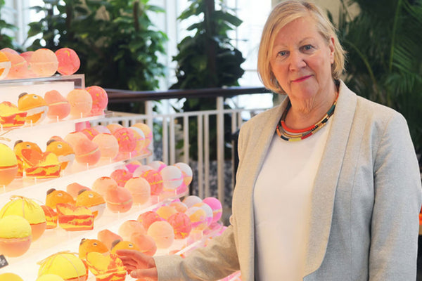 Majka bombi za kupanje